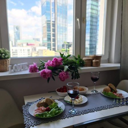 Apartament Chmielna ワルシャワ エクステリア 写真