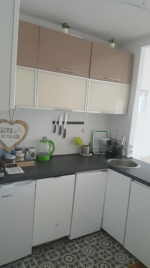 Apartament Chmielna ワルシャワ エクステリア 写真