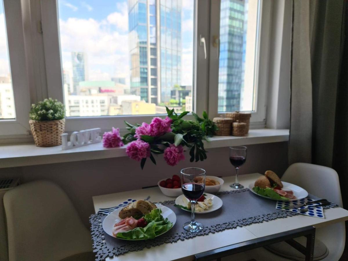 Apartament Chmielna ワルシャワ エクステリア 写真